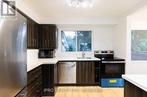 1320 Lewisham Drive, Mississauga (Clarkson), ON - Indoor Photo Showing Kitchen