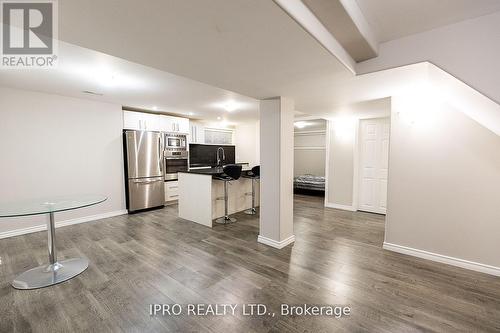 1320 Lewisham Drive, Mississauga (Clarkson), ON - Indoor Photo Showing Kitchen