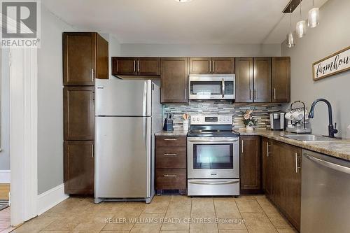 78 Wellington Street, Kawartha Lakes (Lindsay), ON - Indoor Photo Showing Kitchen With Stainless Steel Kitchen