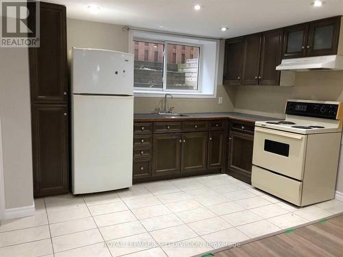 Lower - 778 Upper Wellington Street, Hamilton, ON - Indoor Photo Showing Kitchen