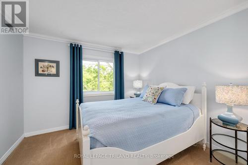 406 - 693 Windermere Road, London, ON - Indoor Photo Showing Bedroom