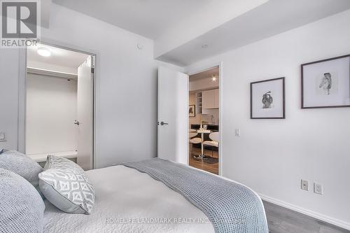 1906 - 68 Shuter Street, Toronto, ON - Indoor Photo Showing Bedroom