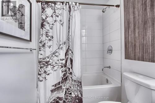 1906 - 68 Shuter Street, Toronto, ON - Indoor Photo Showing Bathroom