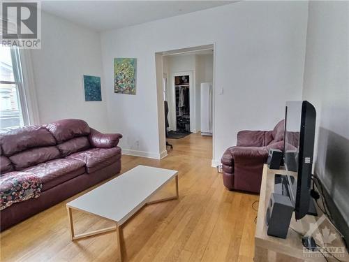 unit 1 - 209 Loretta Avenue, Ottawa, ON - Indoor Photo Showing Living Room