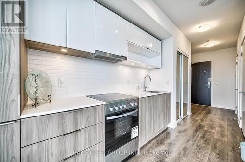 Ph 3 - 159 Wellesley Street E, Toronto (Cabbagetown-South St. James Town), ON - Indoor Photo Showing Kitchen With Upgraded Kitchen