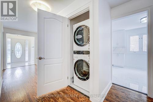 Upper - 2575 Benedet Drive N, Mississauga, ON - Indoor Photo Showing Laundry Room