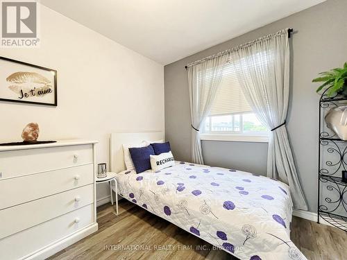 49 - 2445 Homelands Drive, Mississauga (Sheridan), ON - Indoor Photo Showing Bedroom