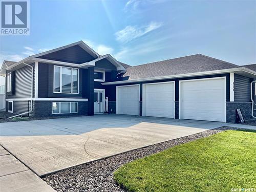 834 1St Avenue N, Warman, SK - Outdoor