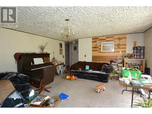 4045 6Th Avenue, New Hazelton, BC - Indoor