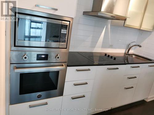 1402 - 14 York Street, Toronto, ON - Indoor Photo Showing Kitchen With Upgraded Kitchen