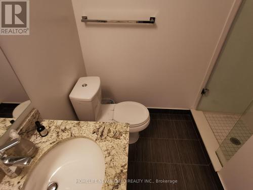 1402 - 14 York Street, Toronto, ON - Indoor Photo Showing Bathroom