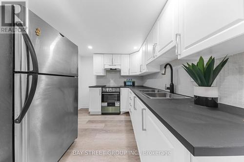 30 Ivy Green Crescent, Toronto (Morningside), ON - Indoor Photo Showing Kitchen With Double Sink