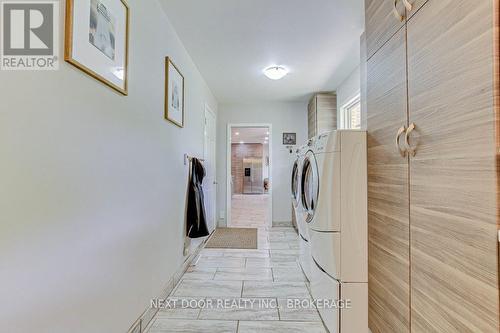 1 Highland Drive S, Tillsonburg, ON - Indoor Photo Showing Laundry Room