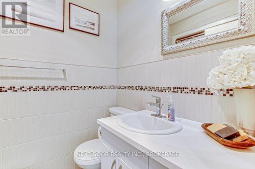 1 Highland Drive S, Tillsonburg, ON - Indoor Photo Showing Bathroom