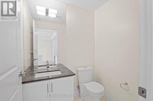 706 - 9075 Jane Street S, Vaughan, ON - Indoor Photo Showing Bathroom