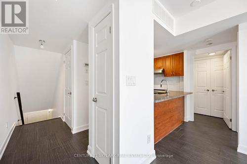 2027 - 3043 Finch Avenue W, Toronto (Humbermede), ON - Indoor Photo Showing Other Room