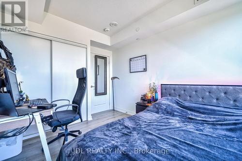 1608 - 395 Bloor Street E, Toronto (North St. James Town), ON - Indoor Photo Showing Bedroom