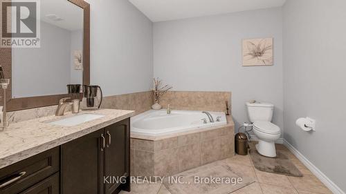 9 Monkton Circle, Brampton (Credit Valley), ON - Indoor Photo Showing Bathroom