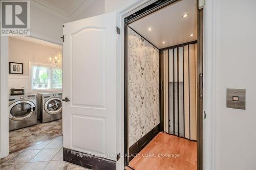 3893 Trelawny Circle, Mississauga (Lisgar), ON - Indoor Photo Showing Laundry Room