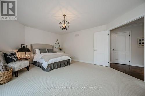 3893 Trelawny Circle, Mississauga (Lisgar), ON - Indoor Photo Showing Bedroom