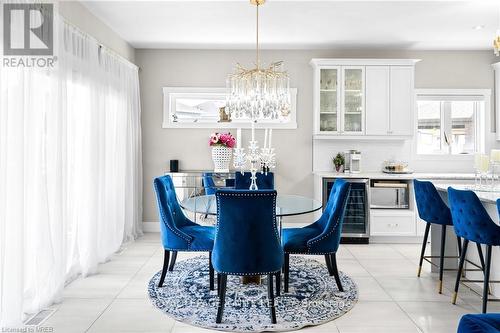 263 Memorial Park Drive, Welland, ON - Indoor Photo Showing Dining Room