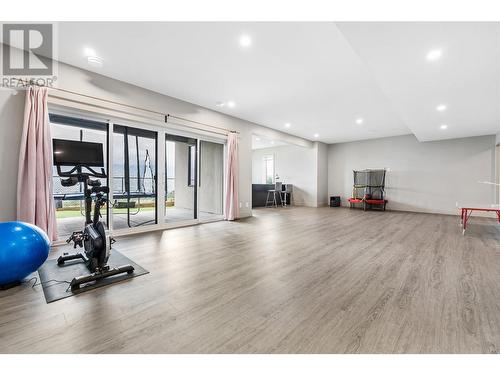 647 Acadia Street, Kelowna, BC - Indoor Photo Showing Gym Room