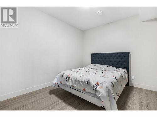 647 Acadia Street, Kelowna, BC - Indoor Photo Showing Bedroom