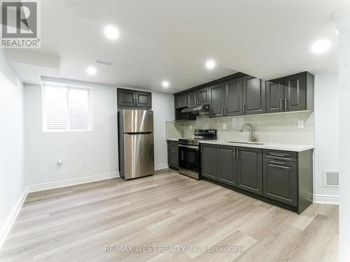 Bsmt - 72 Sedgegrass Way, Brampton, ON - Indoor Photo Showing Kitchen