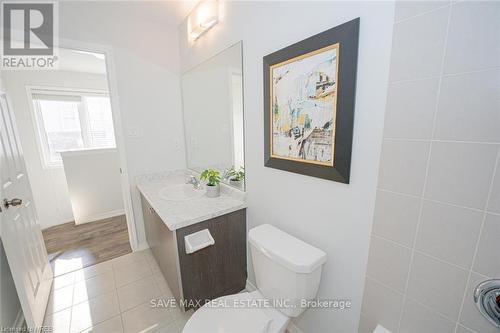 32 Longboat Run West, Brantford, ON - Indoor Photo Showing Bathroom