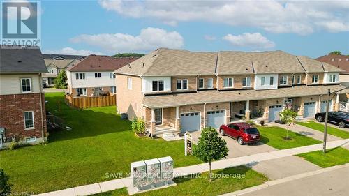 32 Longboat Run West, Brantford, ON - Outdoor