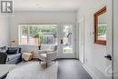 57 Poplar Street, Ottawa, ON  - Indoor Photo Showing Living Room 