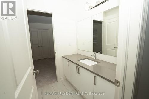 20 Hummingbird Grove, Adjala-Tosorontio (Colgan), ON - Indoor Photo Showing Bathroom