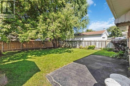 225 Dawn Drive, London, ON - Outdoor With Backyard