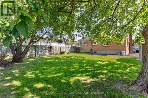 225 Dawn Drive, London, ON - Outdoor