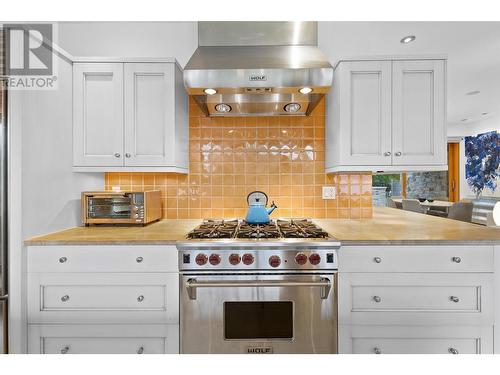 106 Devon Drive, Okanagan Falls, BC - Indoor Photo Showing Kitchen