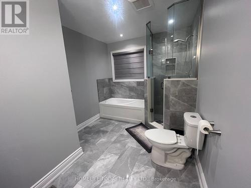 27 Hulst Drive, Bradford West Gwillimbury, ON - Indoor Photo Showing Bathroom