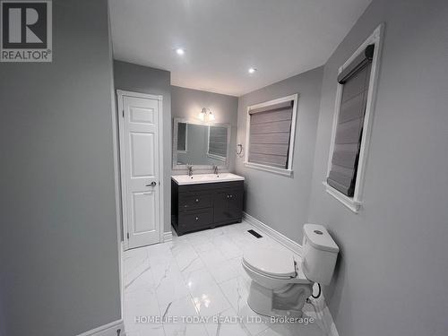 27 Hulst Drive, Bradford West Gwillimbury, ON - Indoor Photo Showing Bathroom