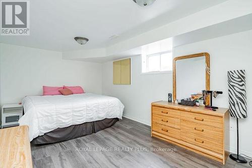 4735 Colombo Crescent, Mississauga (Churchill Meadows), ON - Indoor Photo Showing Bedroom