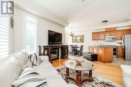 4735 Colombo Crescent, Mississauga (Churchill Meadows), ON - Indoor Photo Showing Living Room