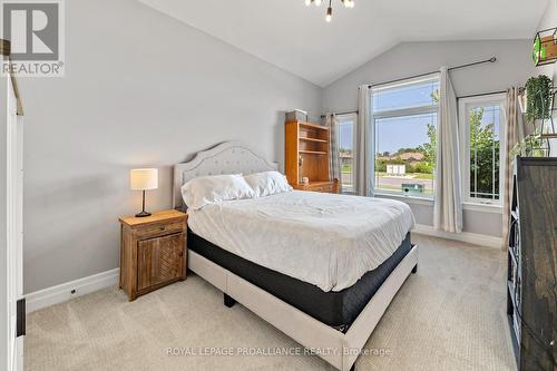 132 Cherrywood Parkway, Greater Napanee, ON - Indoor Photo Showing Bedroom