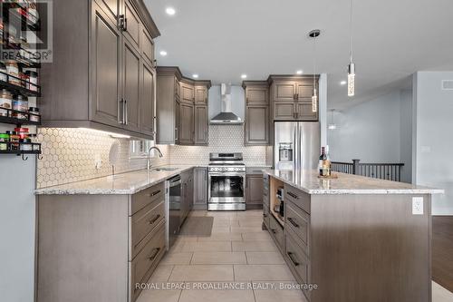 132 Cherrywood Parkway, Greater Napanee, ON - Indoor Photo Showing Kitchen With Stainless Steel Kitchen With Upgraded Kitchen