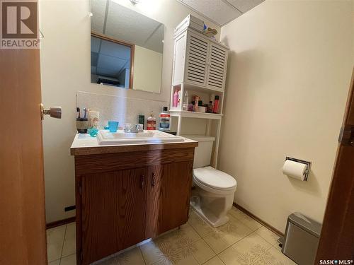 404 Parsons Avenue, Maple Creek, SK - Indoor Photo Showing Bathroom