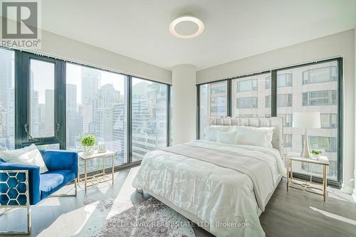 1804 - 188 Cumberland Street, Toronto (Annex), ON - Indoor Photo Showing Bedroom