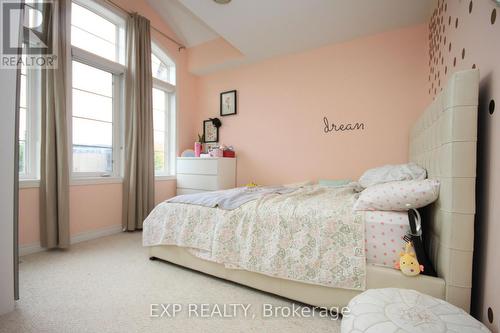 3068 Robert Brown Boulevard, Oakville, ON - Indoor Photo Showing Bedroom