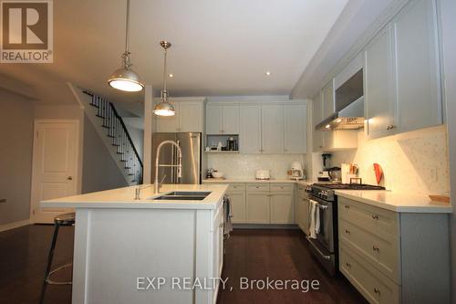 3068 Robert Brown Boulevard, Oakville, ON - Indoor Photo Showing Kitchen With Double Sink With Upgraded Kitchen