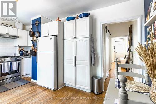 45 Sixth Street, Toronto (New Toronto), ON - Indoor Photo Showing Kitchen