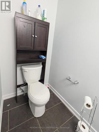 38 Sherway Street, Hamilton (Stoney Creek), ON - Indoor Photo Showing Bathroom