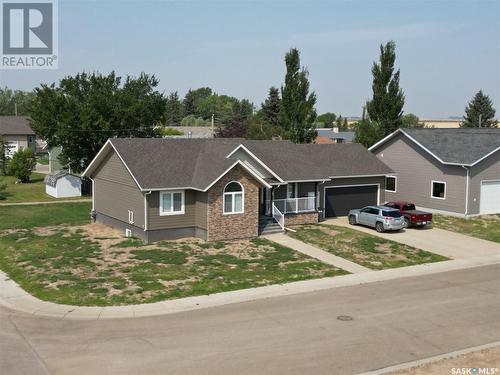 44 Crescent Drive, Avonlea, SK - Outdoor