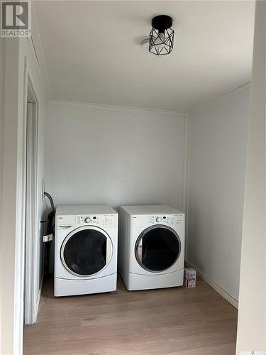 207 Prouse Street, Kelvington, SK - Indoor Photo Showing Laundry Room