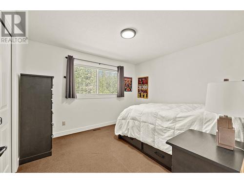 4808 - 4810 Gordon Drive, Kelowna, BC - Indoor Photo Showing Bedroom